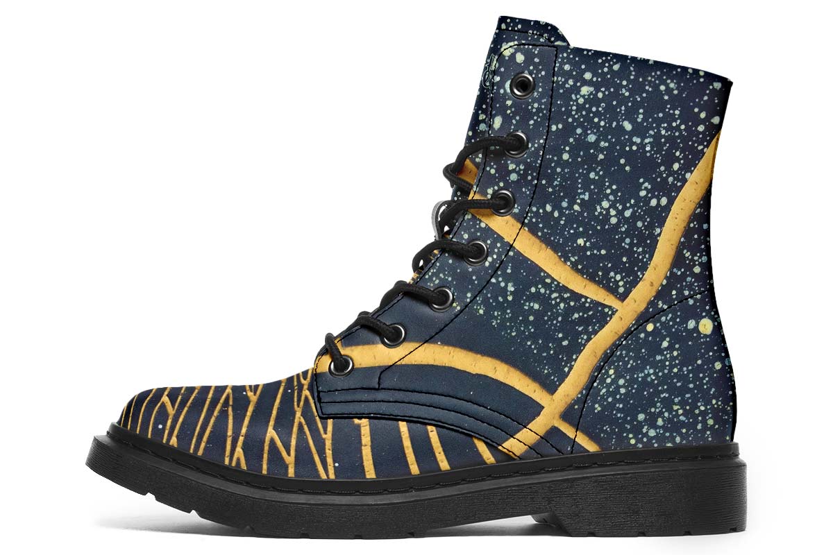 Boots Women's Boots / US 4.5 / EU35 Distribution Theory