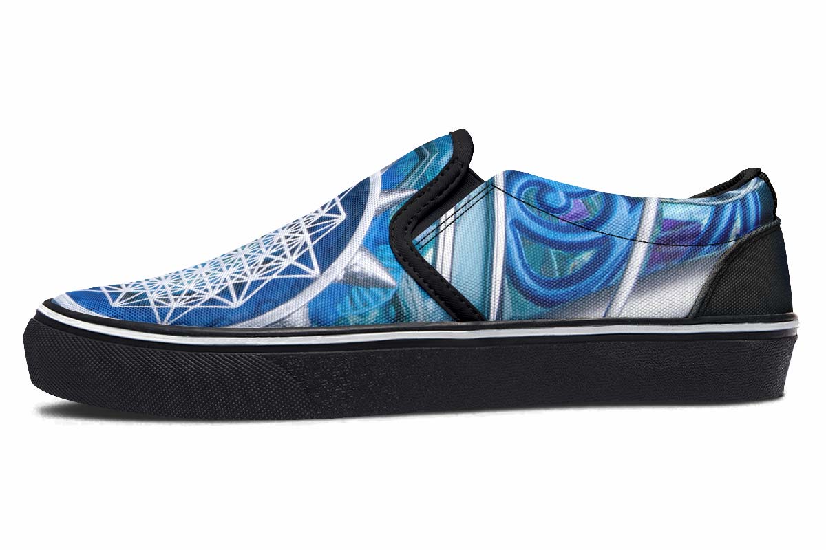 Slip On Water Dragon