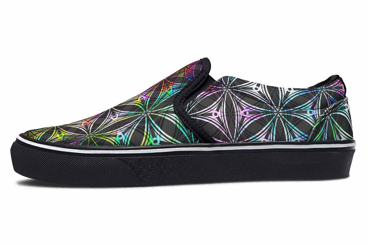 Slip On Women's Slipons / Black / US 6 / EU36 Quantum Trip